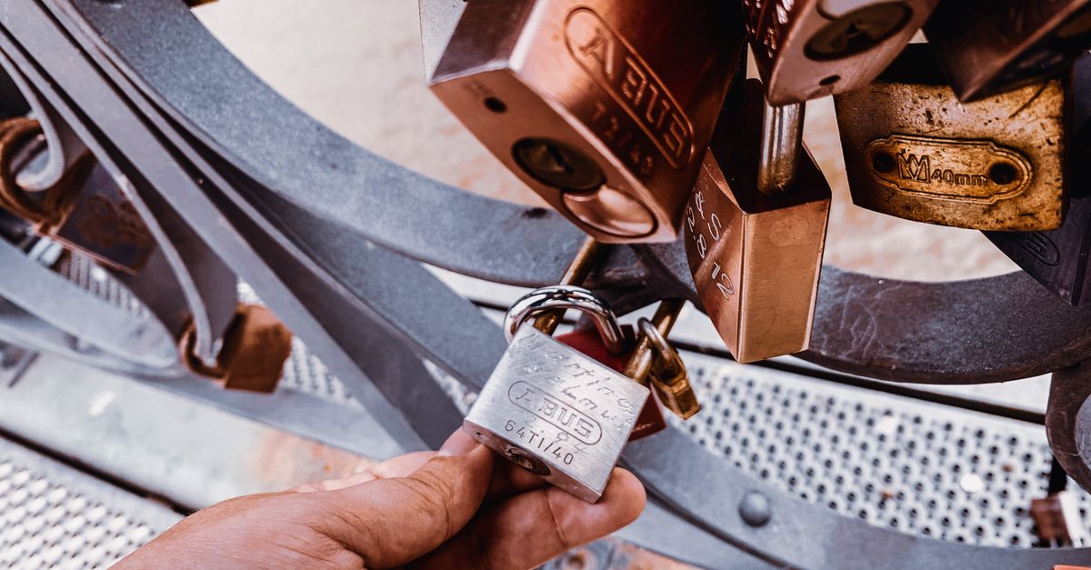 High-security car keys: OEM versus aftermarket options explained — New Brunswick Locksmith Corp